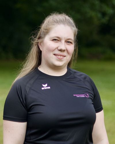 Annika Revers